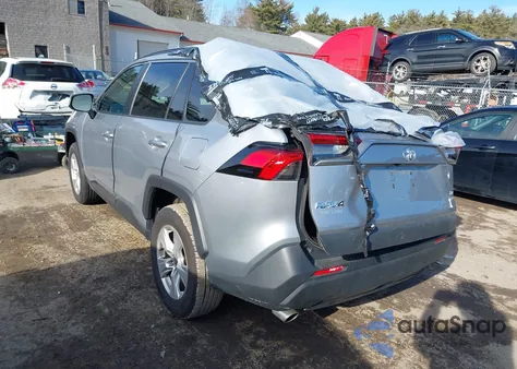 2021 Toyota Rav4 Xle z USA, uszkodzony, nr VIN 2T3P1RFV8MC190264
